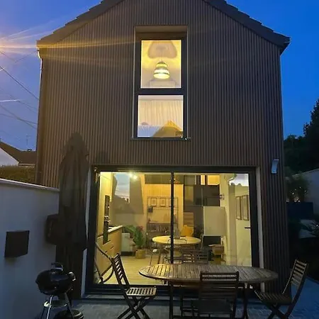 Holiday home Loft & Spa, Aux Portes De Disneyland Et De Paris Saint-Thibault-des-Vignes